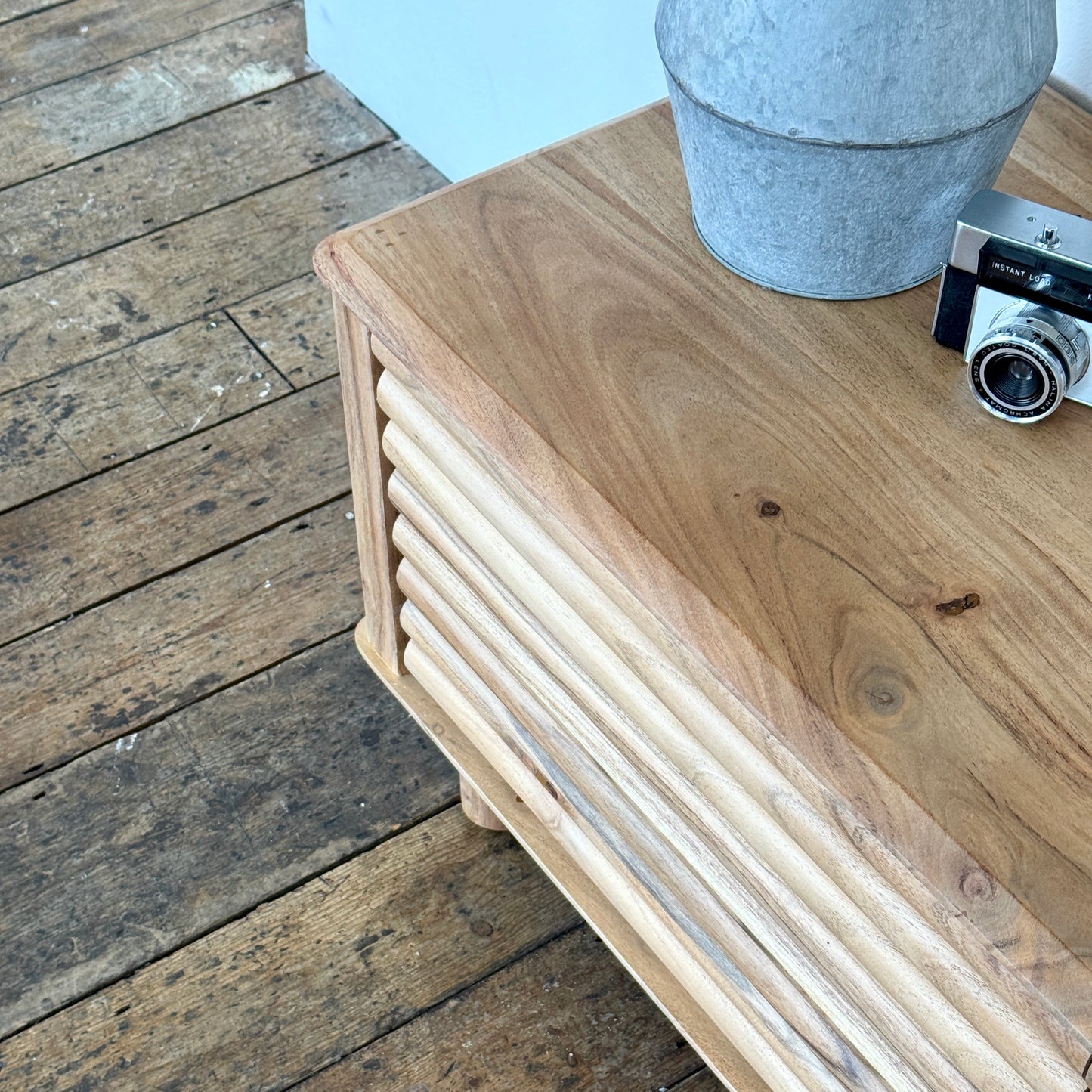 Kiso Solid Acacia Wood TV Stand