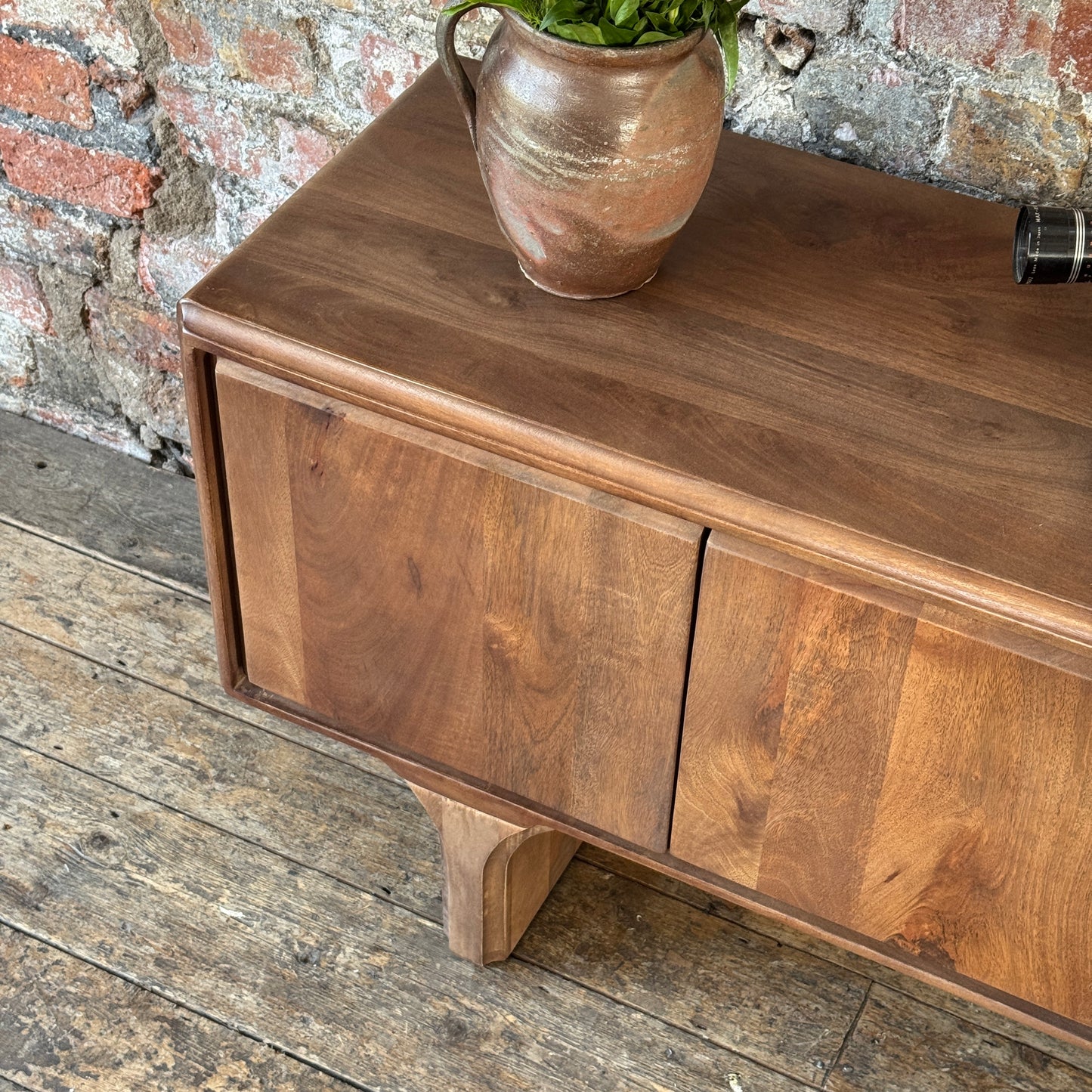 Milo Solid Mango Wood 4 Door TV Unit in Walnut (2 Sizes)