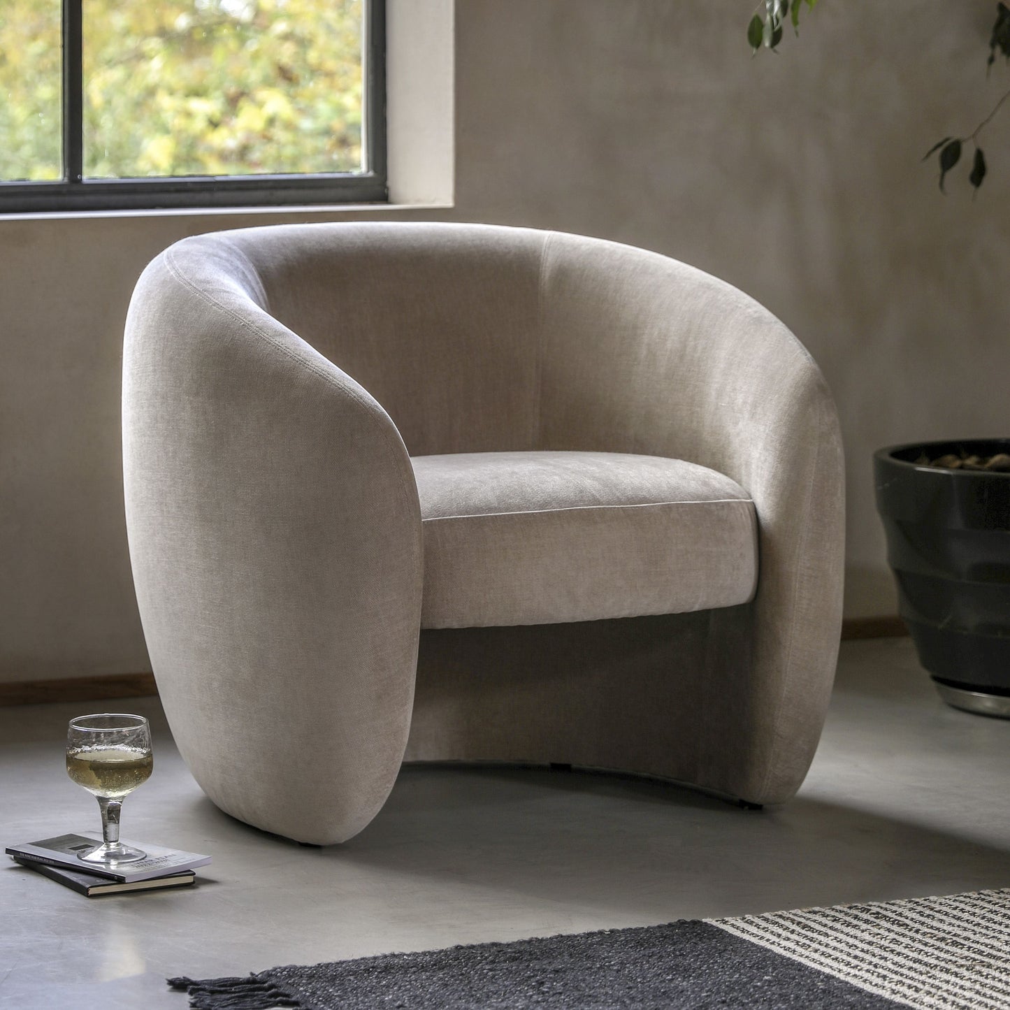 Aoife Curved Armchair in Cream