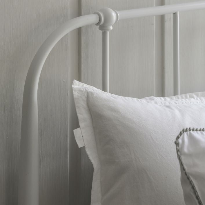 Ellis King Bed in Ivory