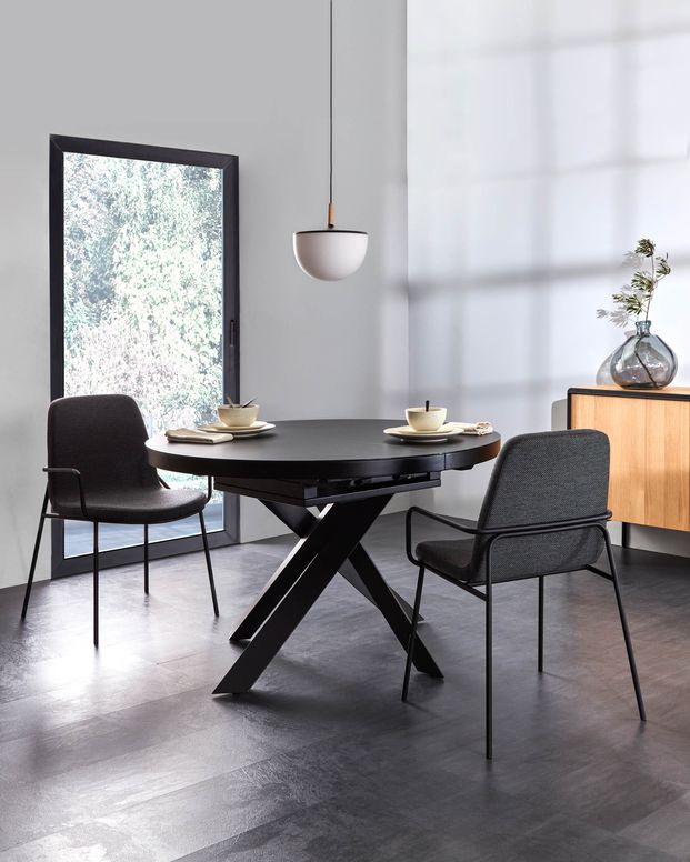 Vashti Extendable Dining Table