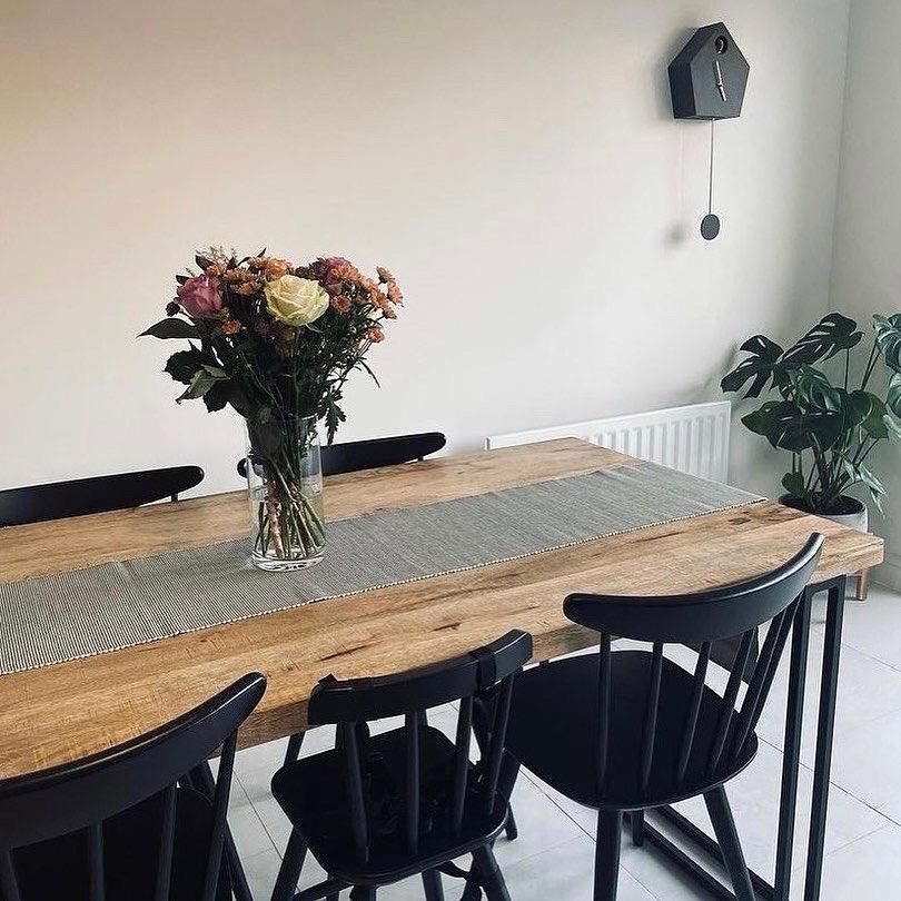 Nara Solid Mango Wood Dining Table with 4 or 6 Ava Dining Chairs in Grey
