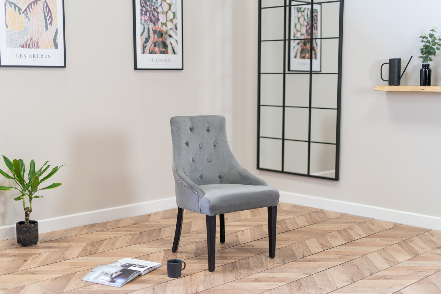 Sara Dining Set with 2-6 Portia Dining Chairs in Grey
