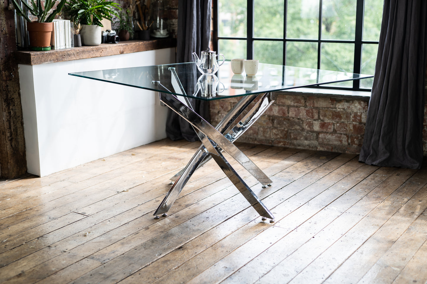 Luna Dining Set with 4 or 6 Aria Dining Chairs in Grey