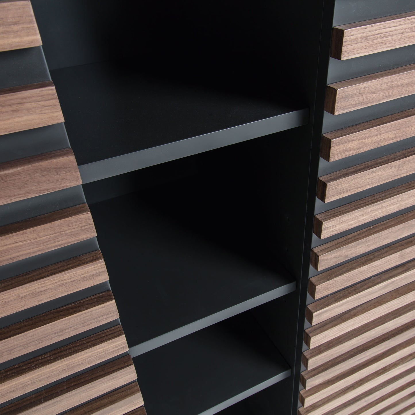 Mahon Bookshelf