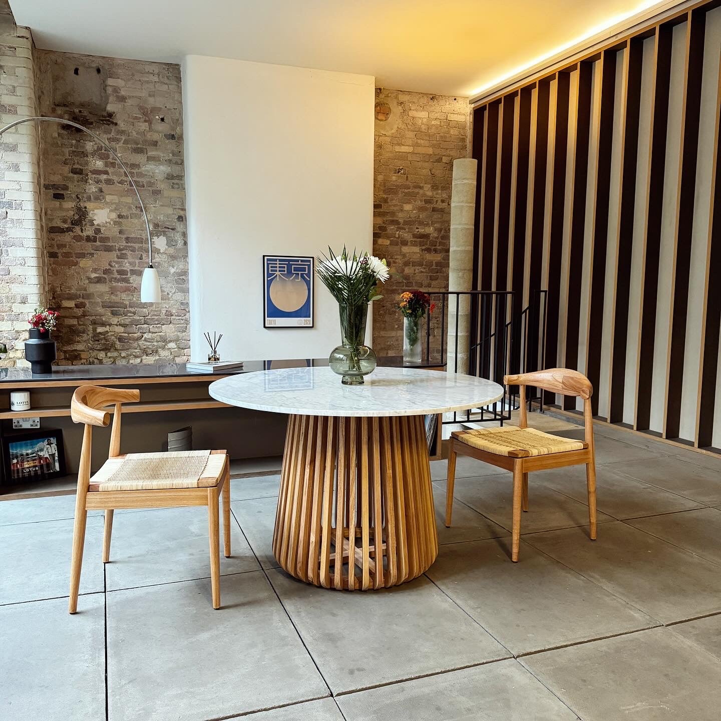 Nakula Round Solid Marble & Mango Wood Dining Table Natural (3 Sizes)