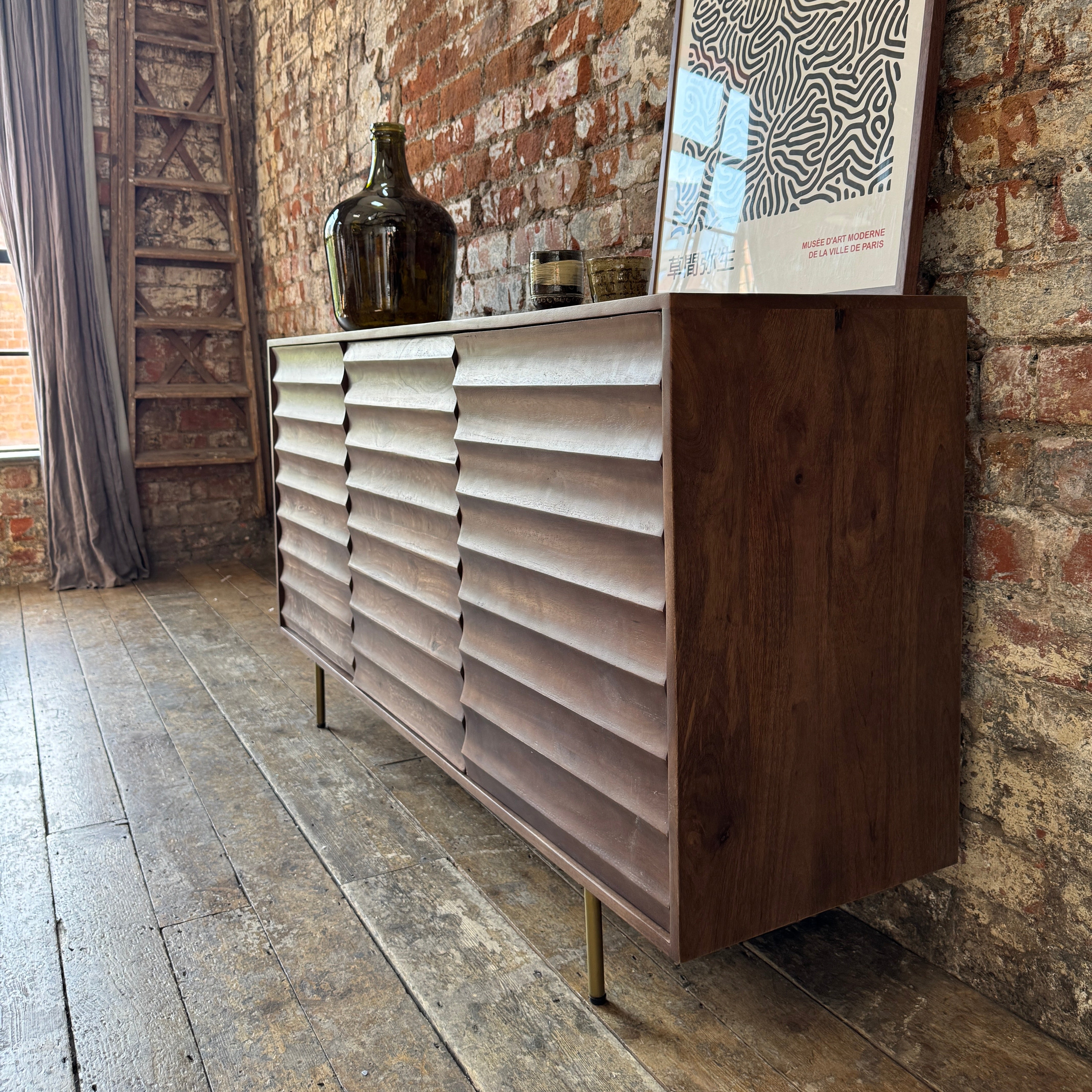 Daria Solid Mango Wood Large 3 Door Sideboard Walnut