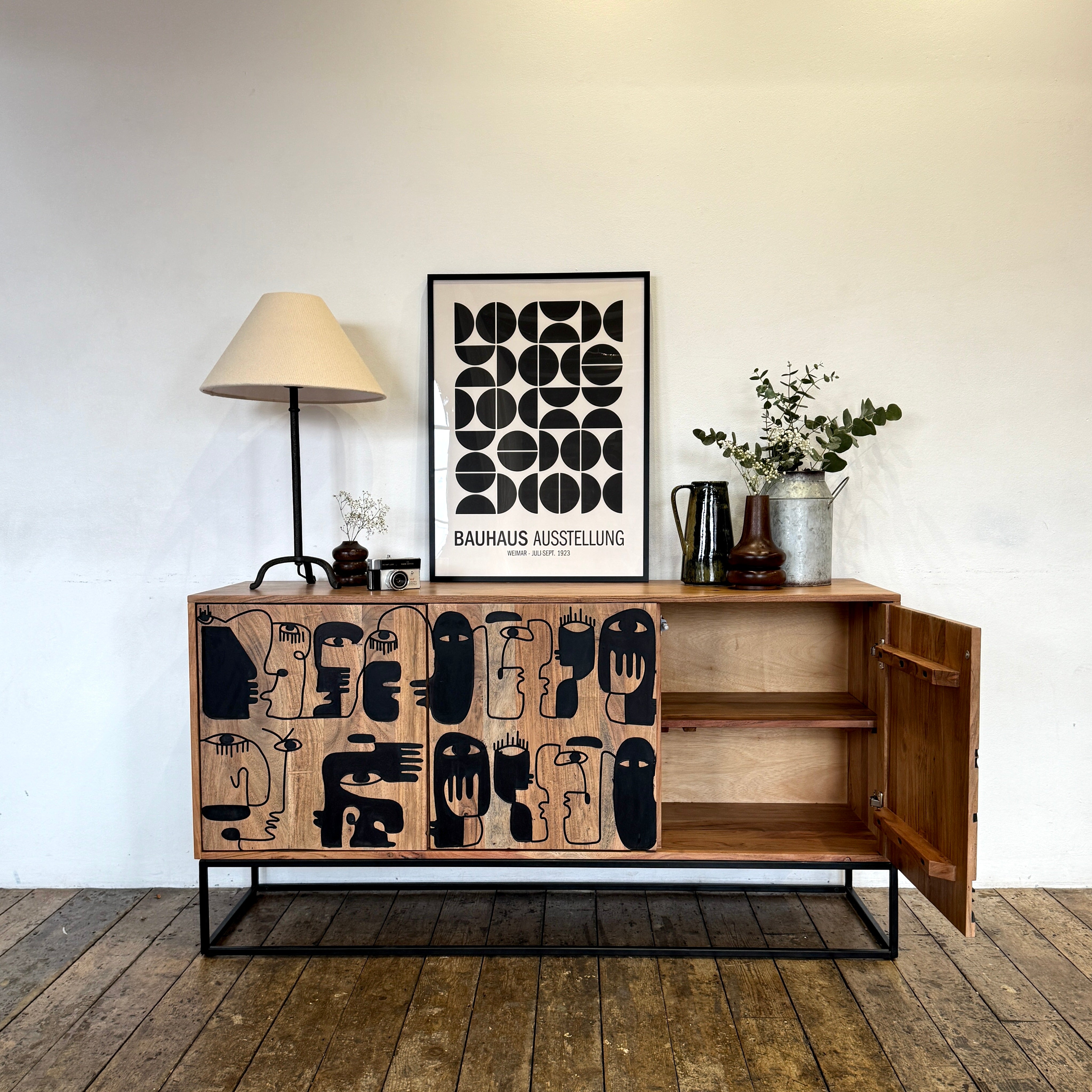 新品！Apero Wood Table LOWタイプ ブラウン 大幅再値引き！ Pablo Solid Acacia Wood Large 3 Door Sideboard (145cm) – COKU Limited