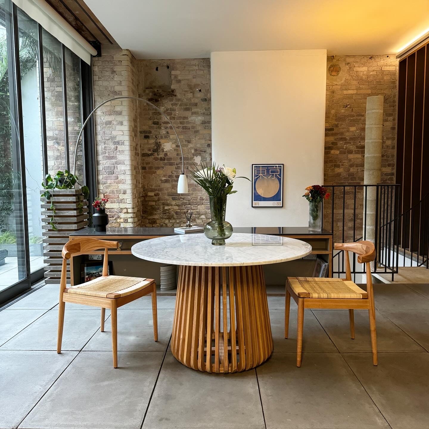 Nakula Round Solid Marble & Mango Wood Dining Table Natural (3 Sizes)