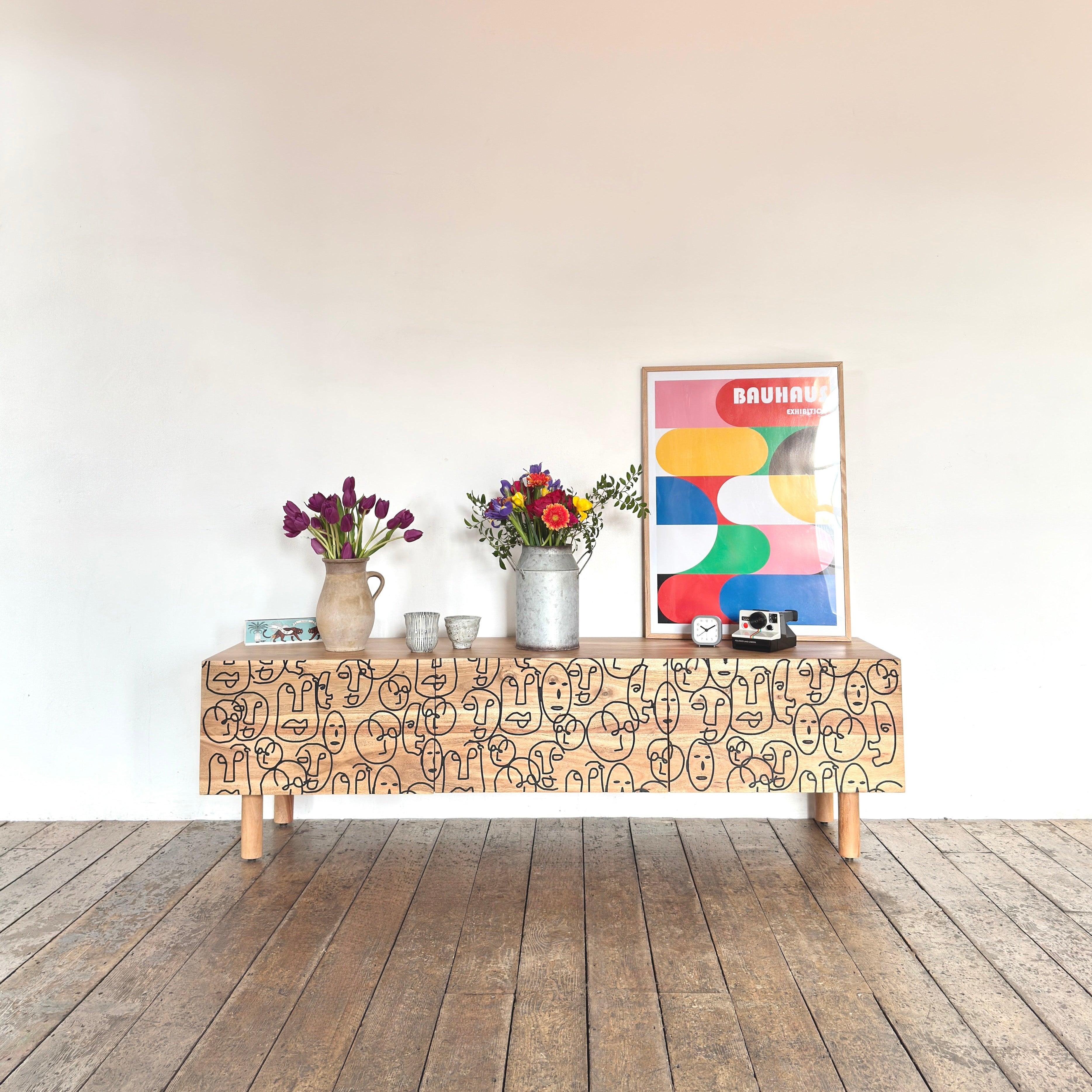 Faces Solid Acacia Wood Medium TV Stand (160cm)