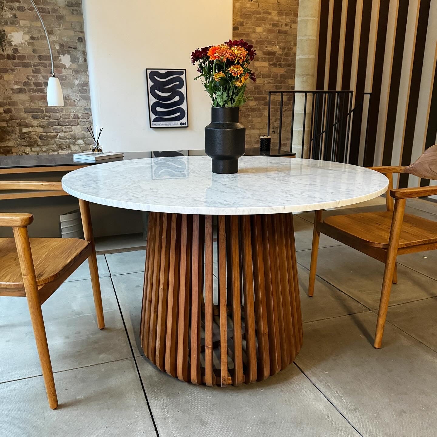 Nakula Round Solid Marble & Mango Wood Dining Table Walnut (3 Sizes)