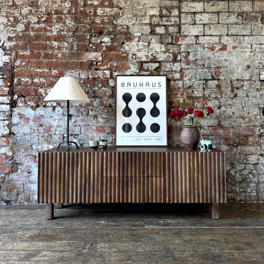 Arlo Solid Mango Wood 2 Door 2 Drawer TV Unit in Walnut