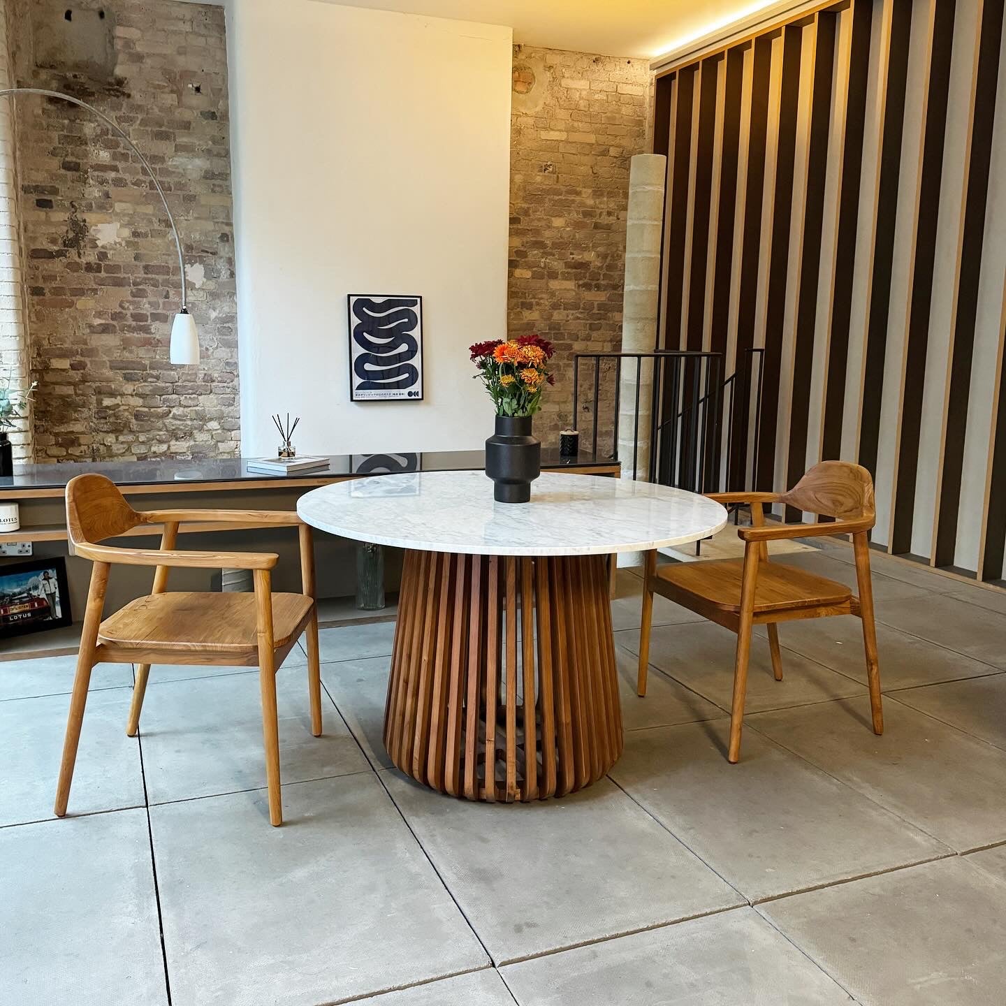 Nakula Round Solid Marble & Mango Wood Dining Table Walnut (3 Sizes)