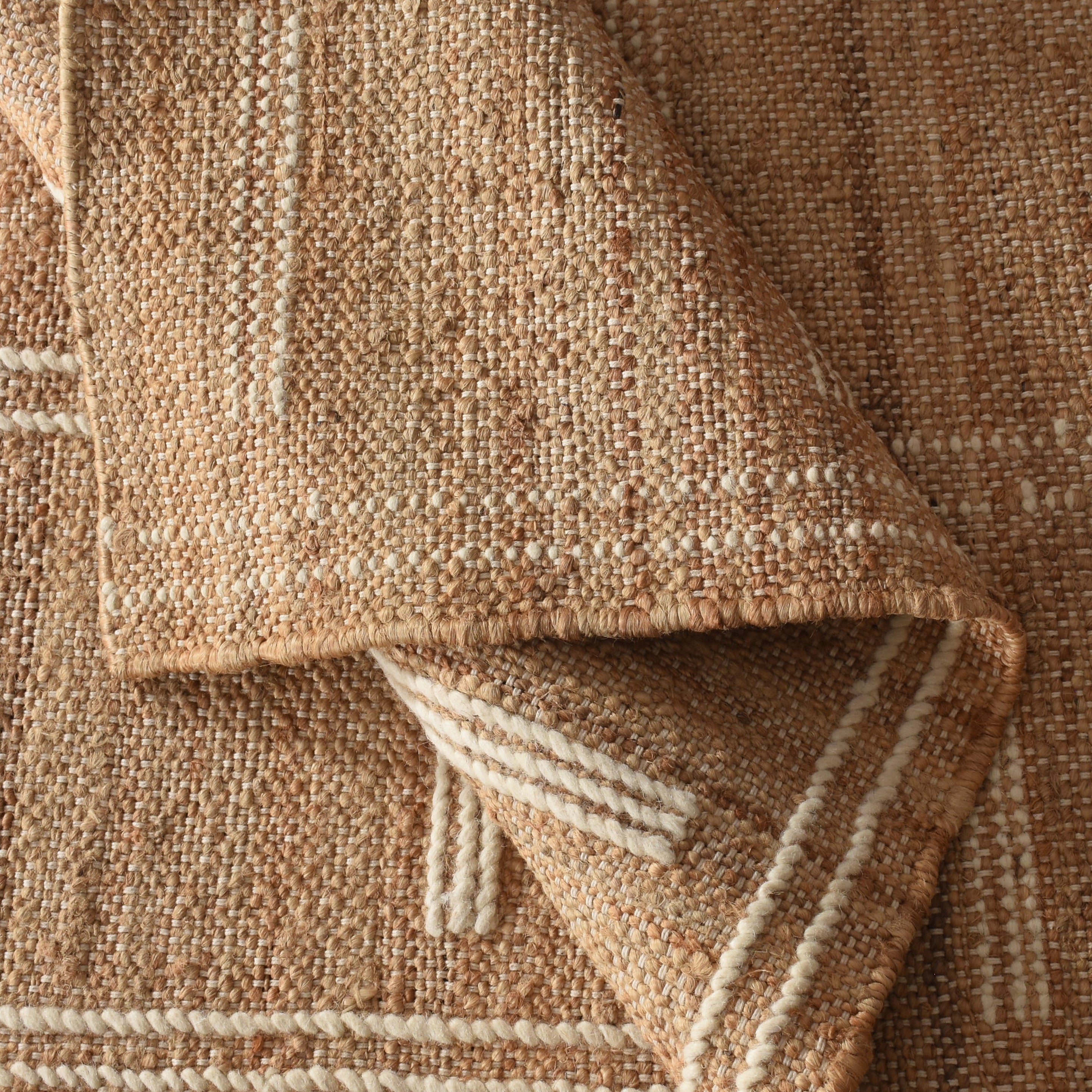 Callahano Handwoven Flat Weave Jute & Wool Rug in Natural & Ivory (2 Sizes)