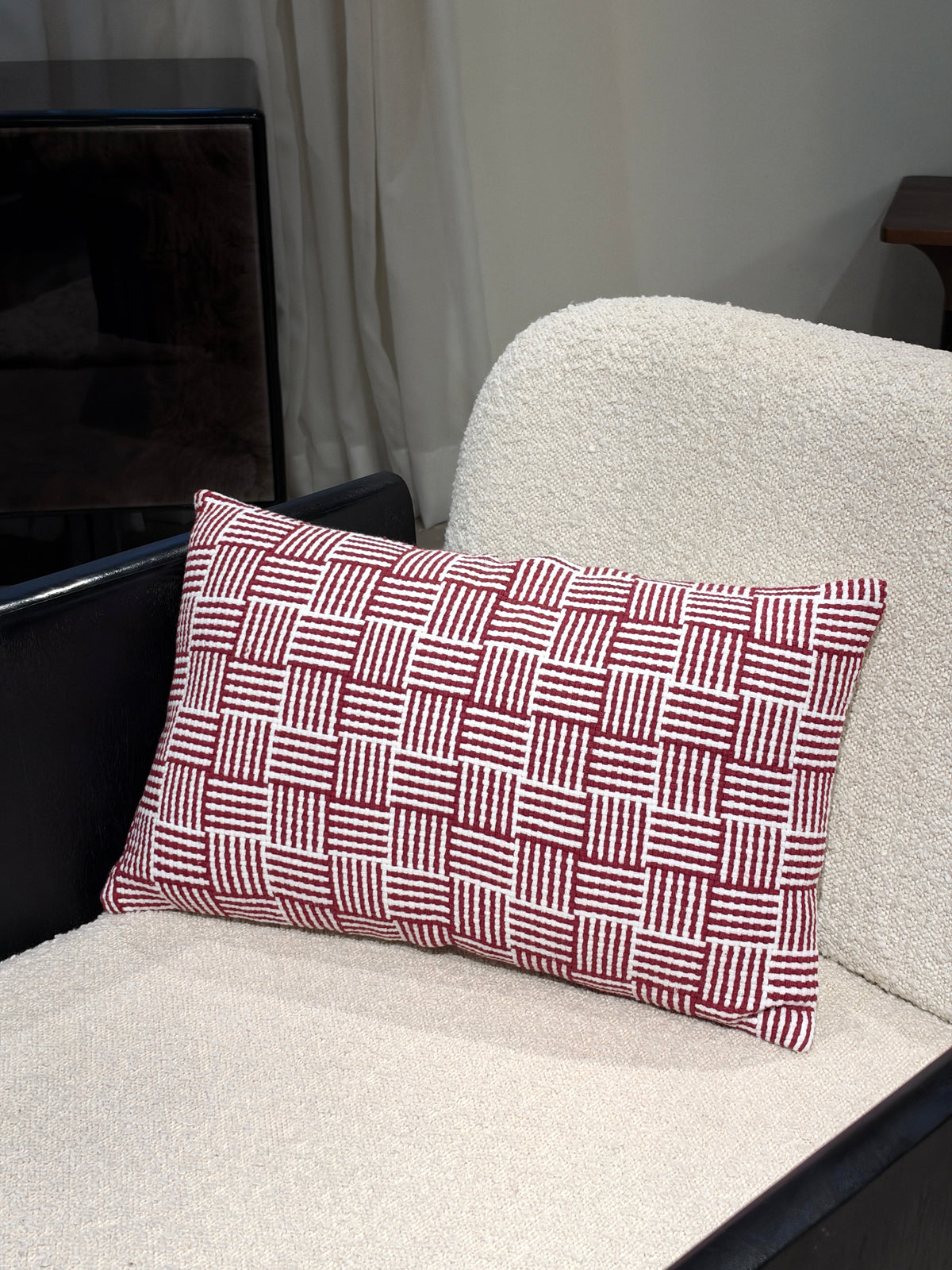 Hashi Cushion in White and Red 30 x 50cm