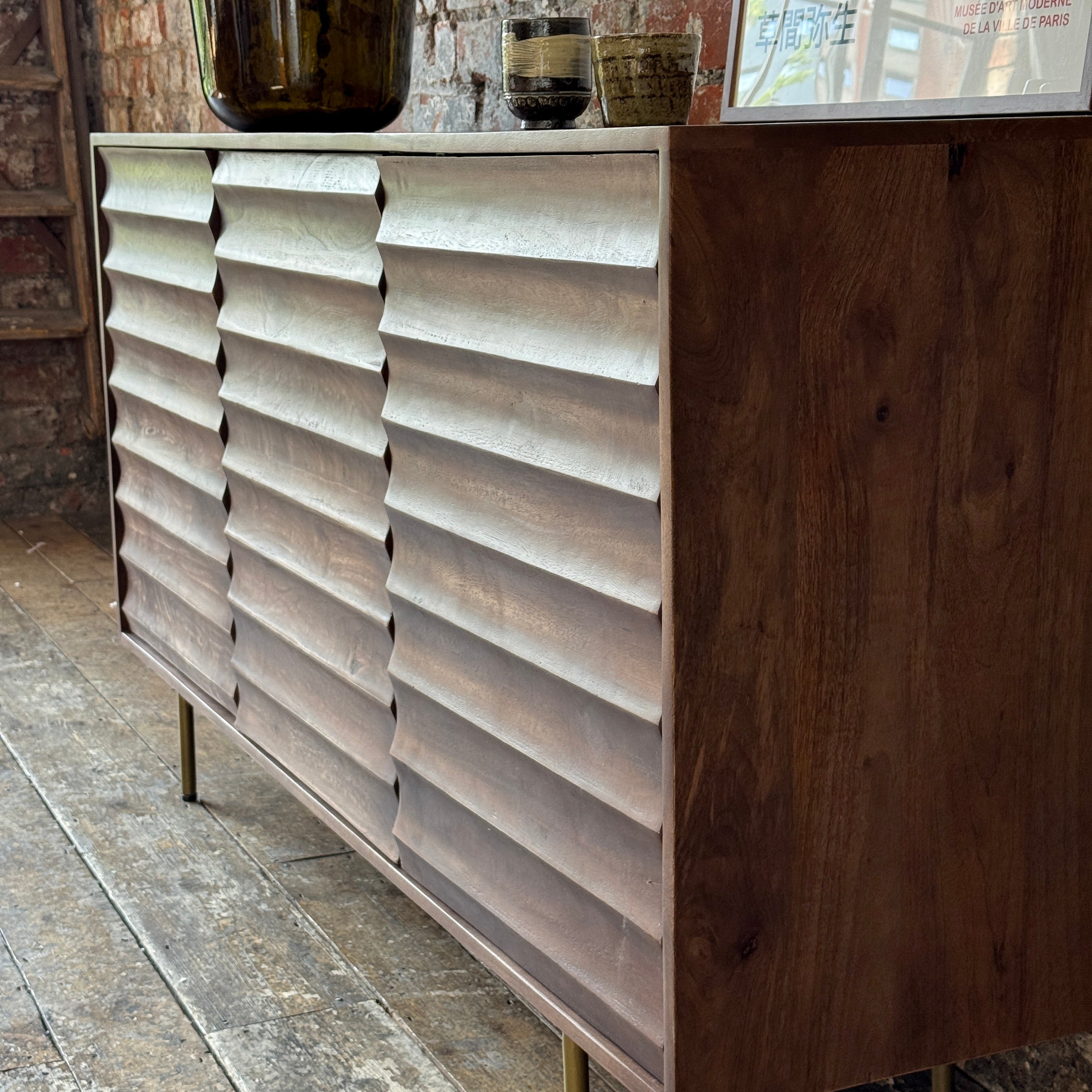 Daria Solid Mango Wood Large 3 Door Sideboard Walnut