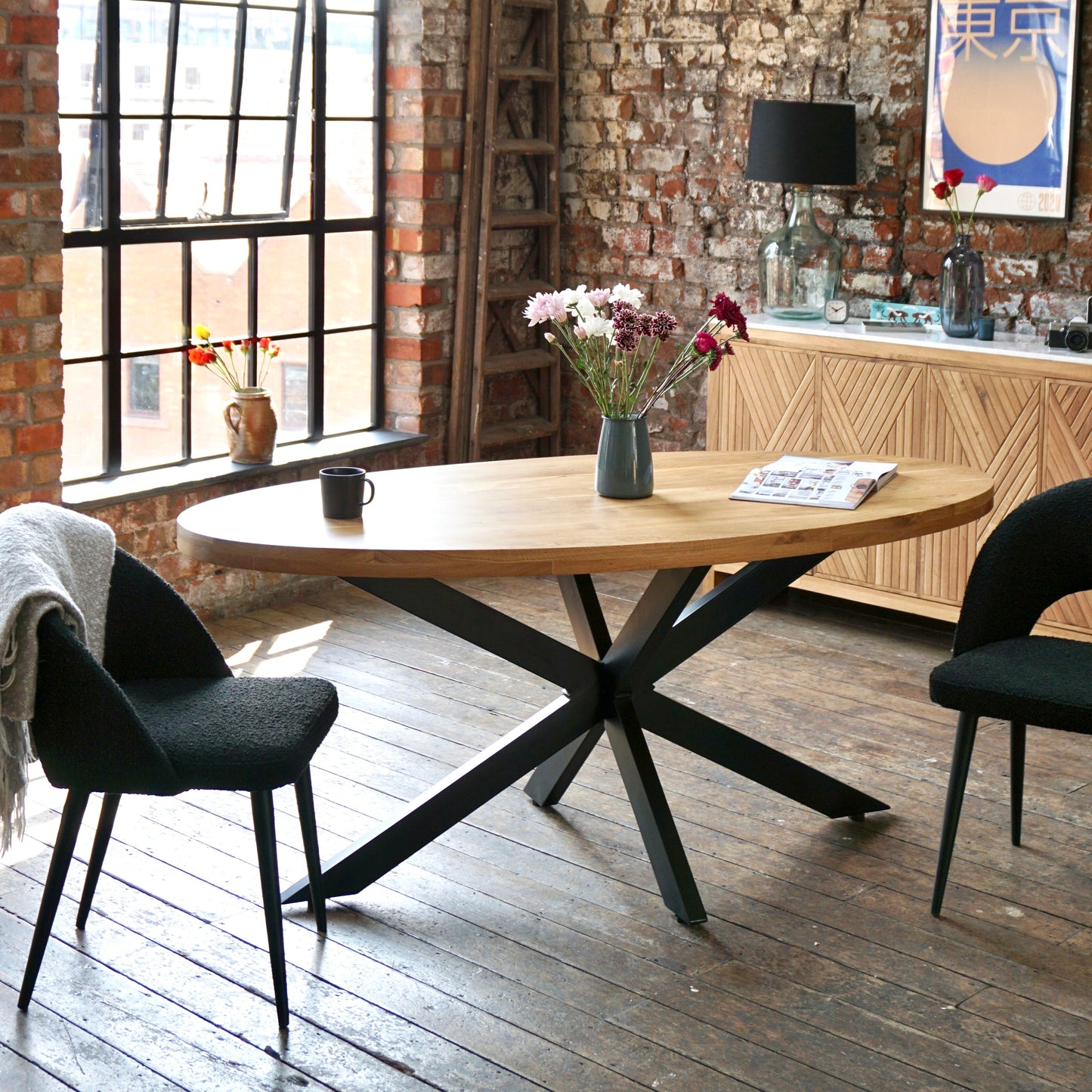Sara Oval Solid Oak Dining Table (2 Sizes)