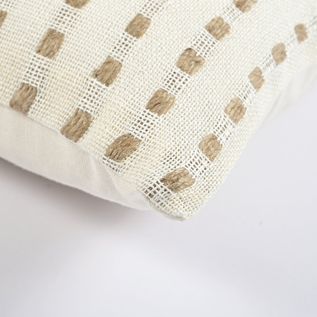 Buroka Cushion in Ivory 30 x 50cm