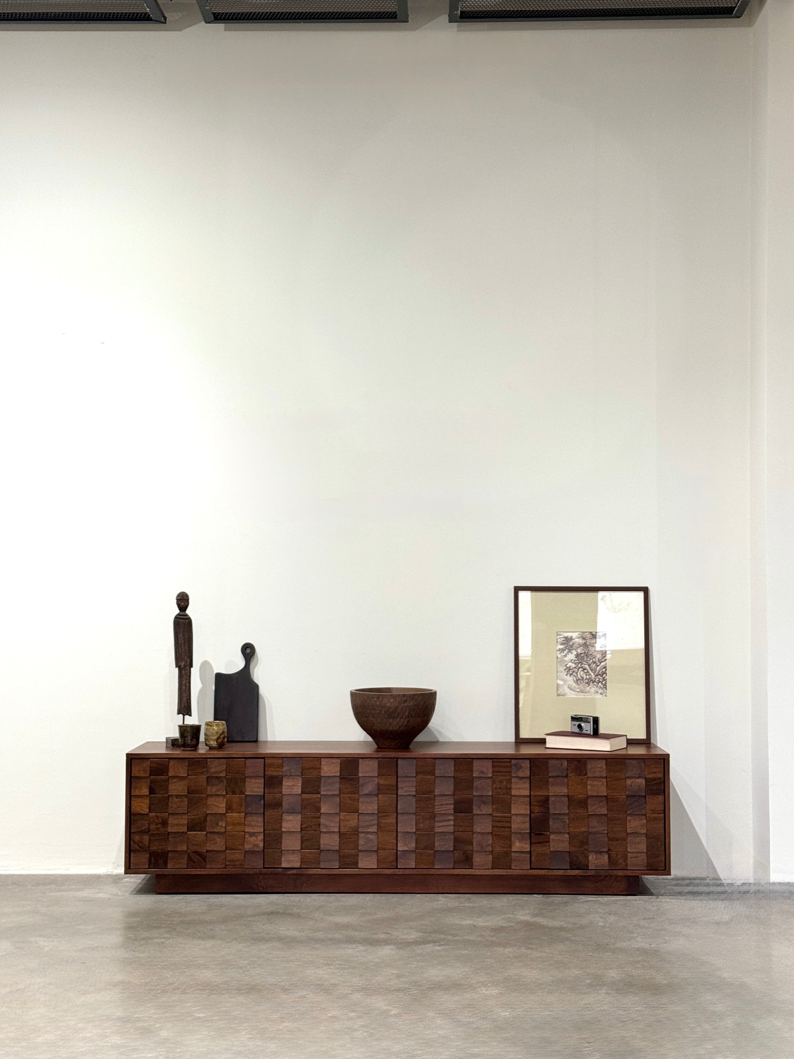 Mokko Solid Mango Wood TV Stand in Dark Brown (2 Sizes)