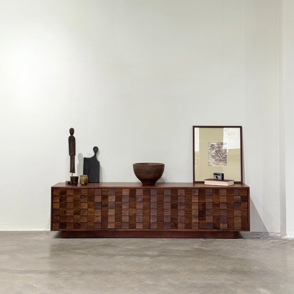 Mokko Solid Mango Wood TV Stand in Dark Brown (2 Sizes)