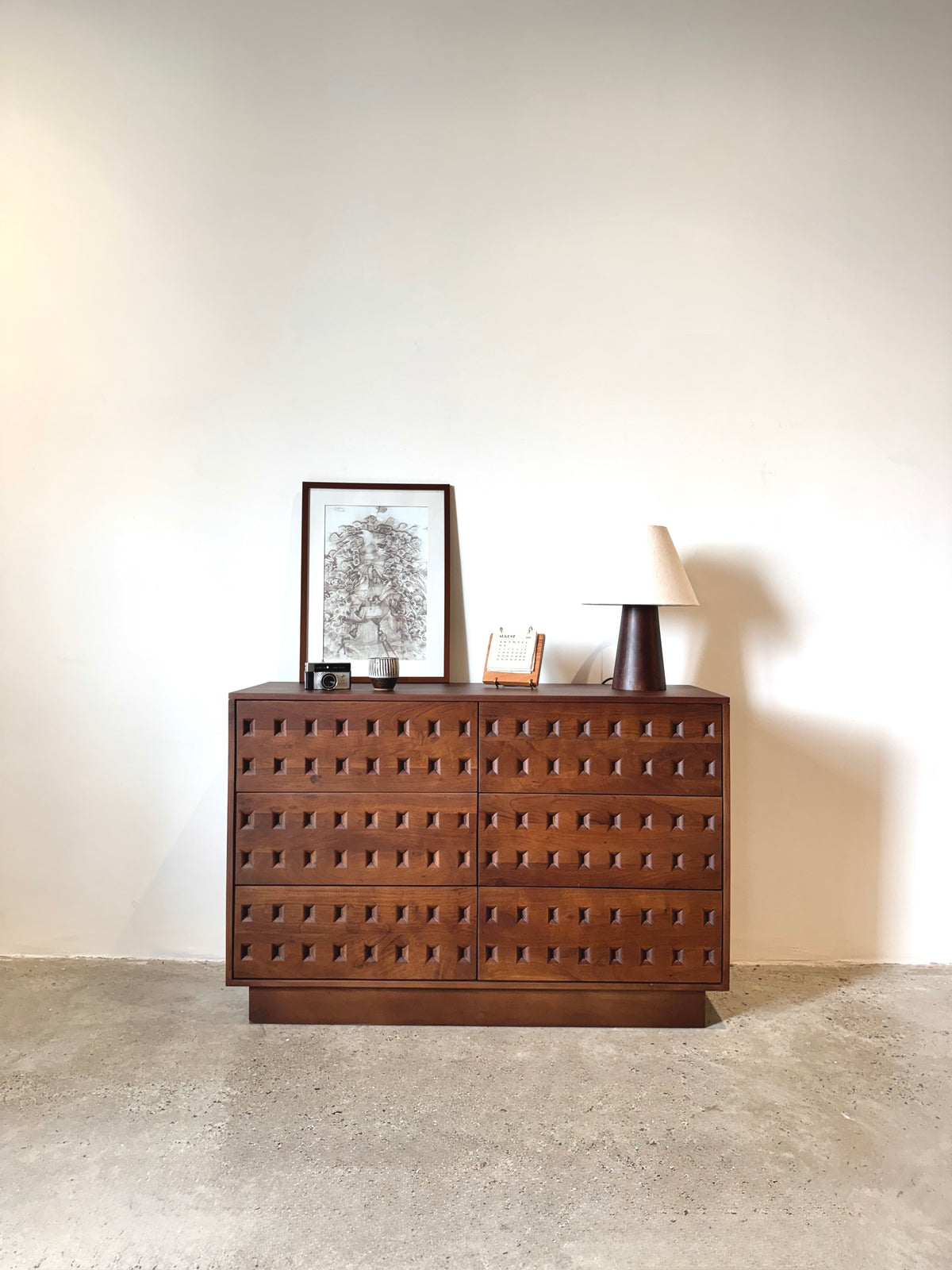 Oslo Solid Acacia Wood 6 Drawer Chest of Drawers in Walnut