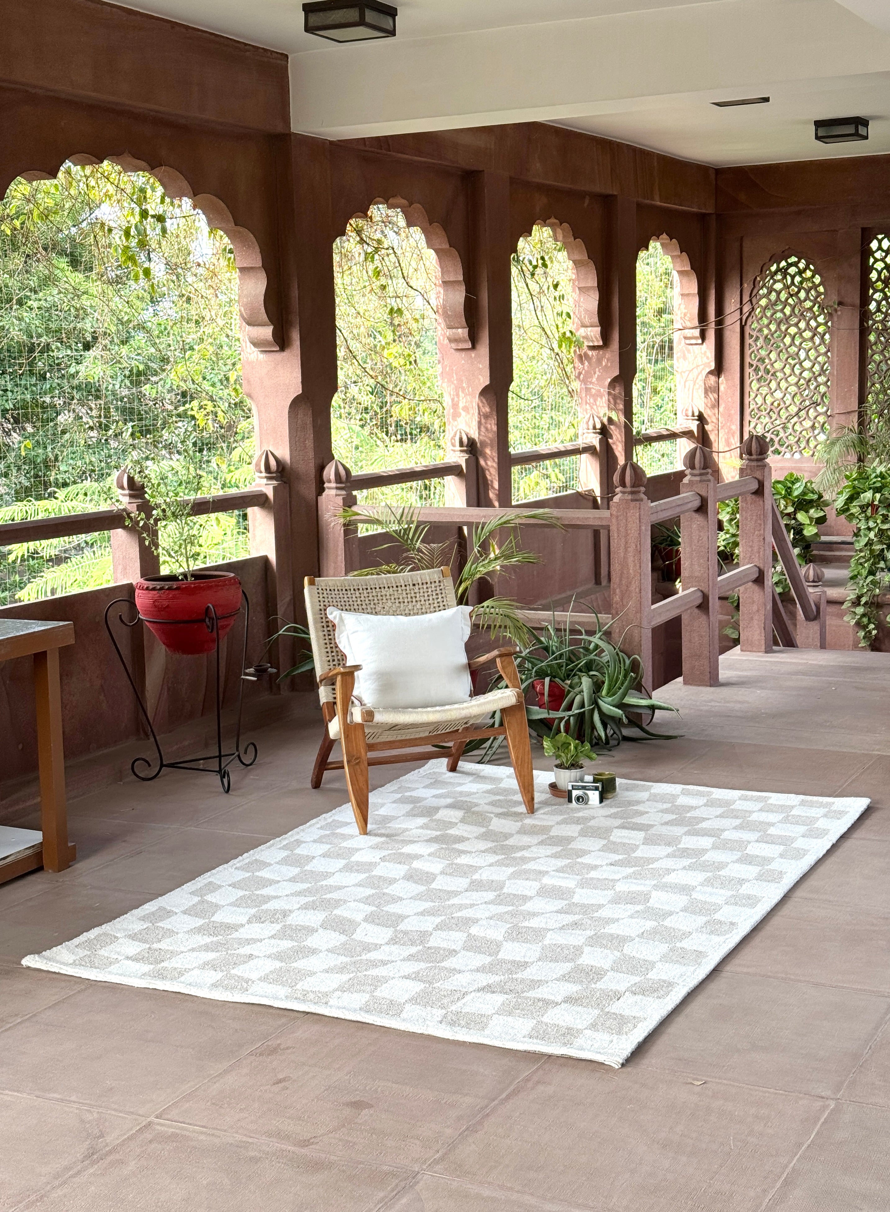 Stuarto Circular Knit Wool & Polyester Rug in Ivory & Beige (2 Sizes)