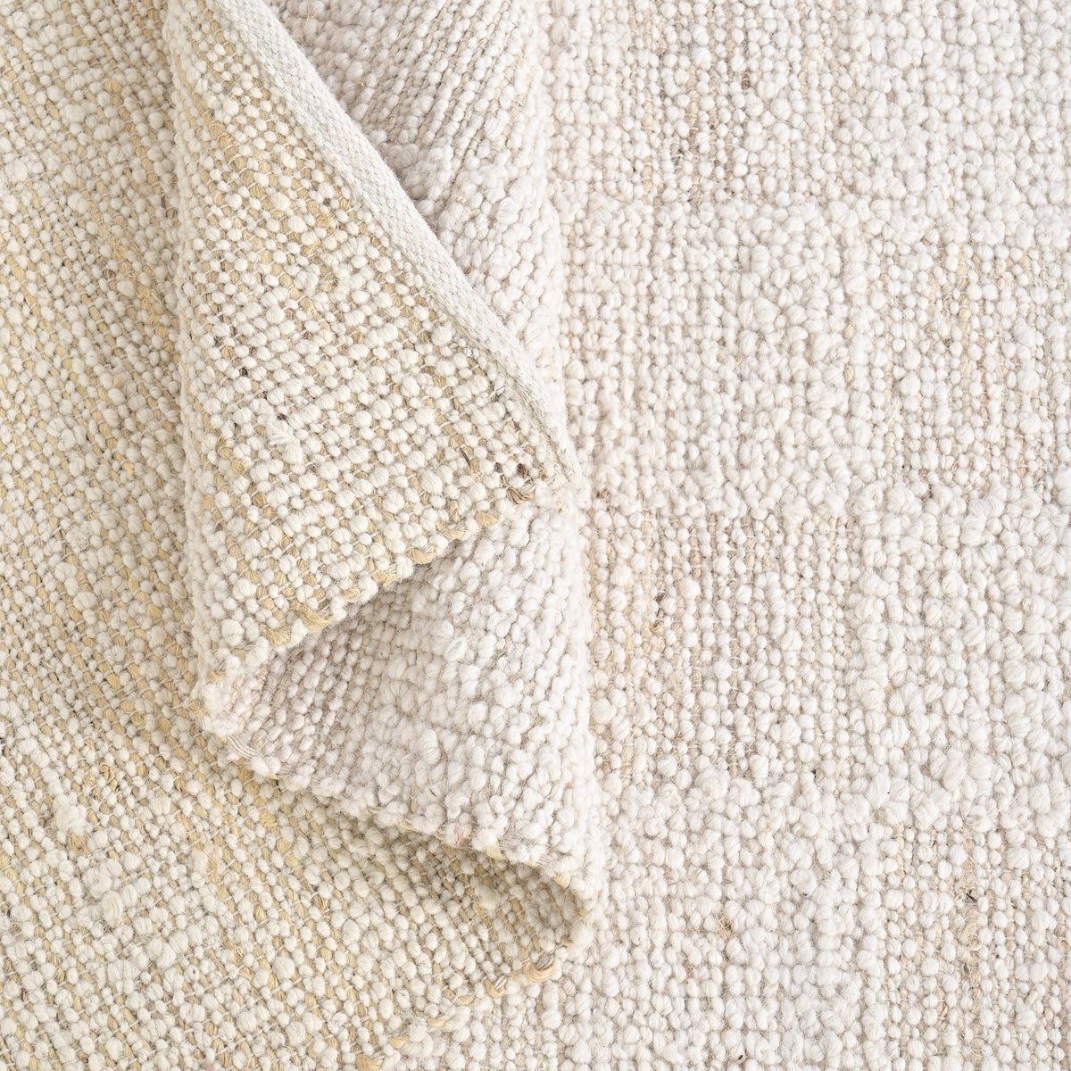 Horezu Handwoven Flat Weave Wool & Jute Rug in Natural & Ivory (2 Sizes)