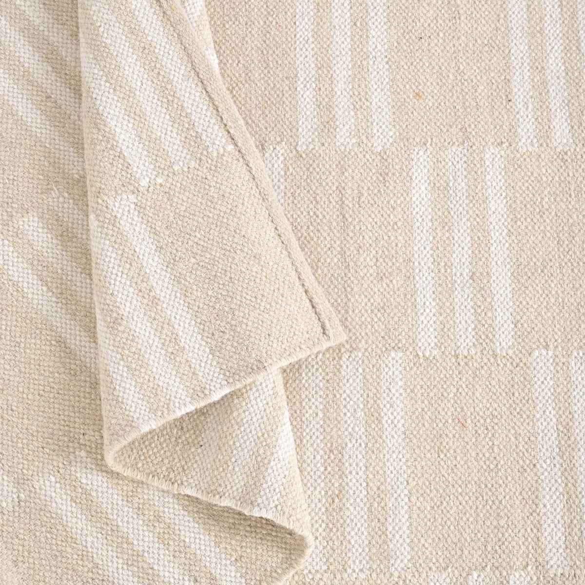 Cheremshan Handwoven Flat Weave Wool Rug in Ivory (2 Sizes)