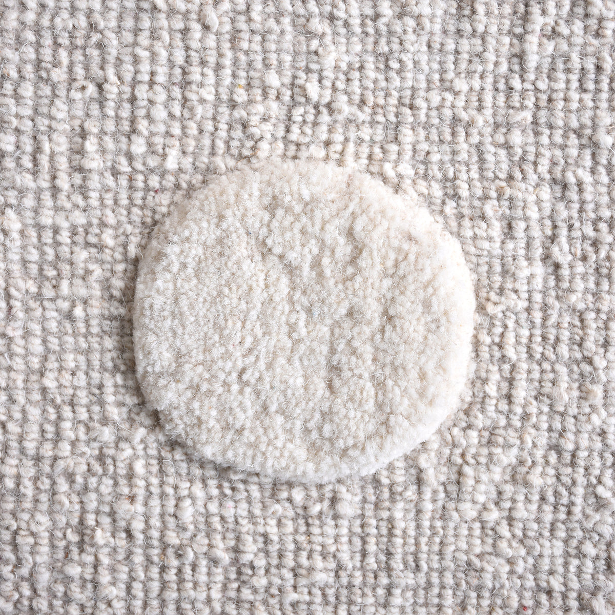 Piata II Handwoven Over-Tufted Wool Rug in Ivory (2 Sizes)