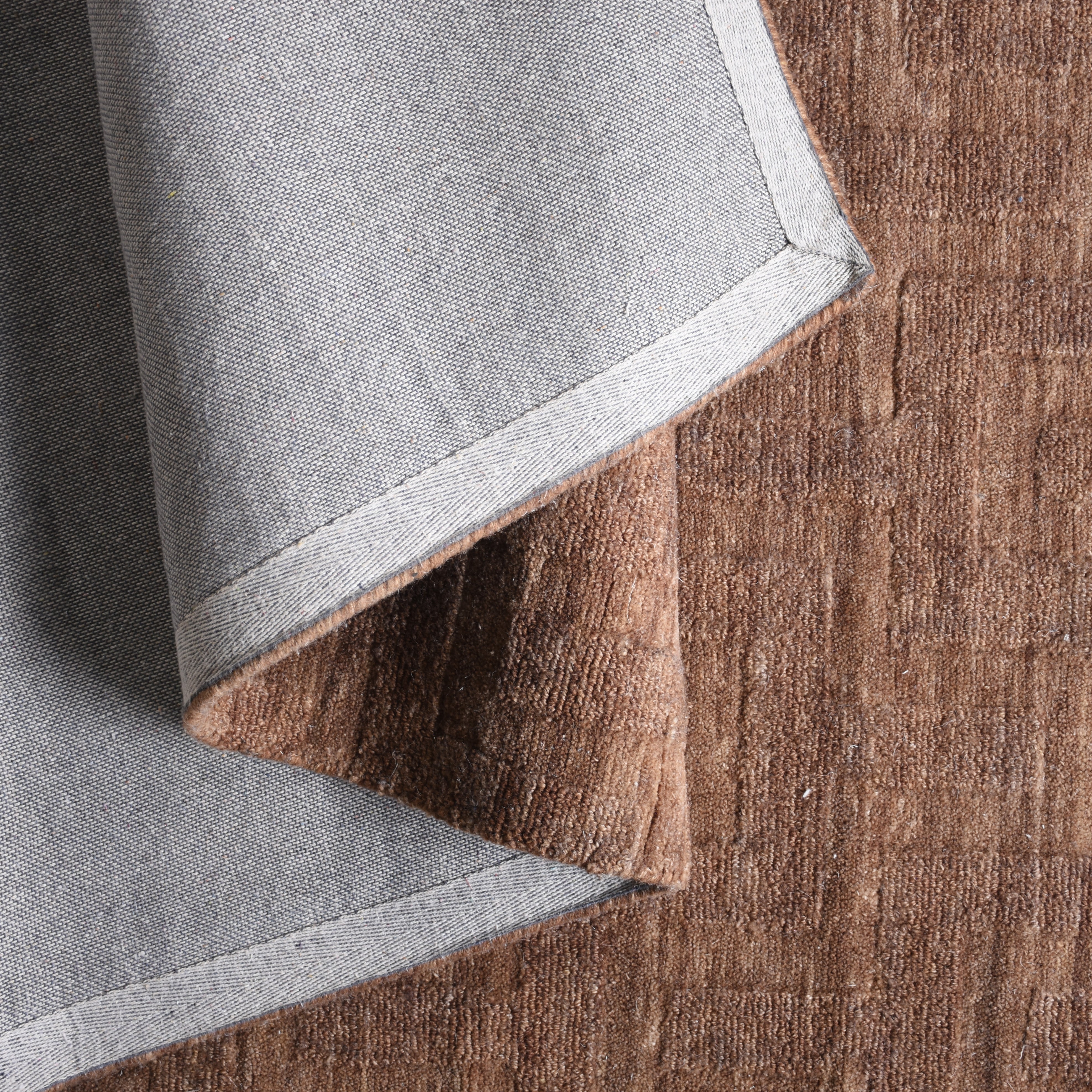 Westbrook Handwoven Wool Rug in Dark Brown (2 Sizes)