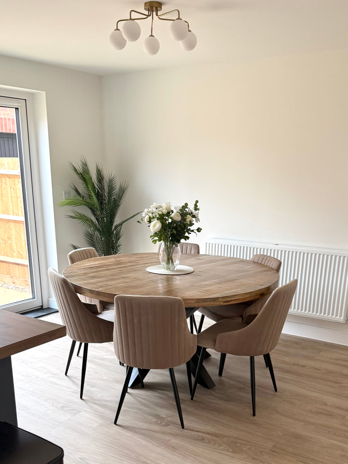 Sara Solid Mango Wood Dining Table with Walnut Wash (4 Sizes)