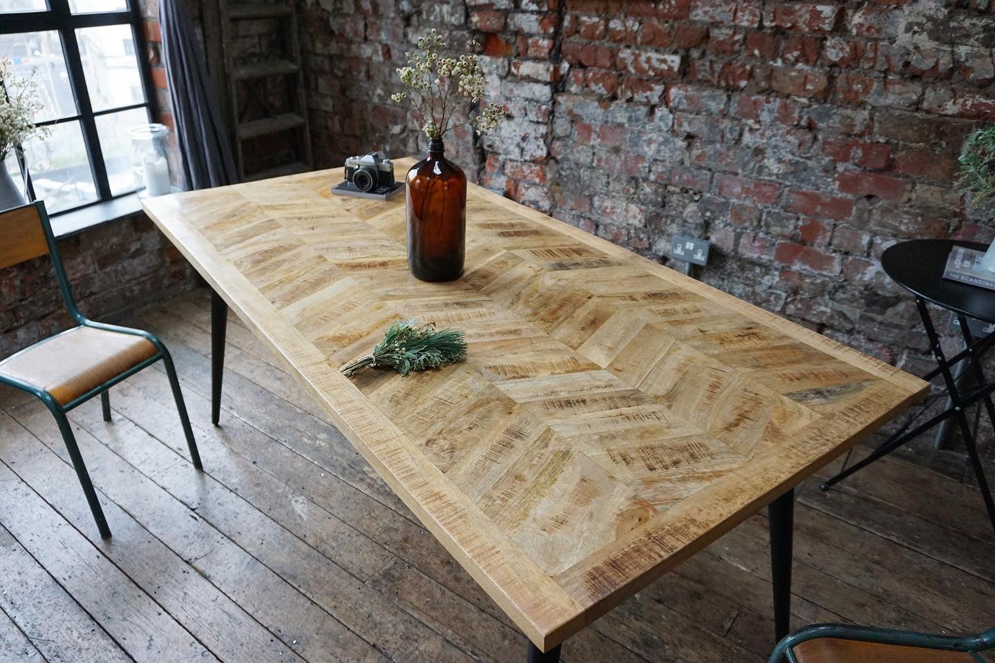 Leo Parquet Style Solid Mango Wood Industrial Dining Table (2 Sizes)