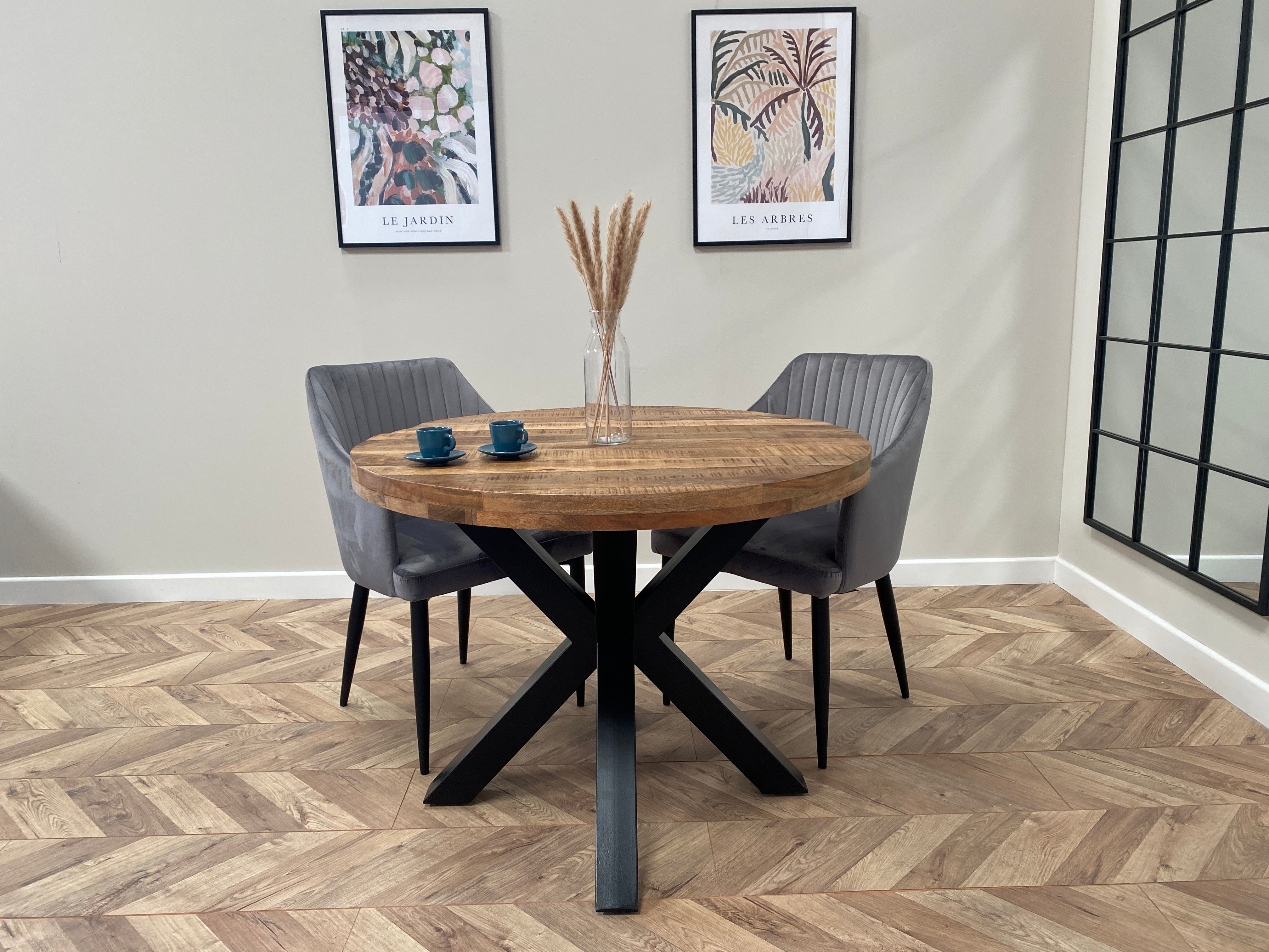 Sara Dining Set with 2-6 Aria Dining Chairs in Grey